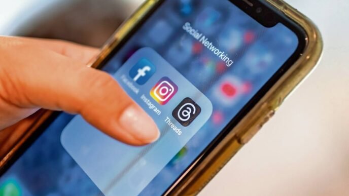 Iglesia y respeto en redes sociales: el debate sobre la fe