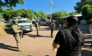 Laguna Colorada Sinaloa: captura de siete personas con armas